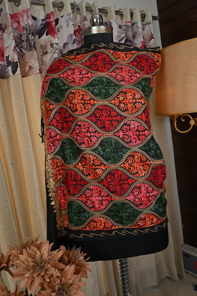 Matka multi colored aari work stall